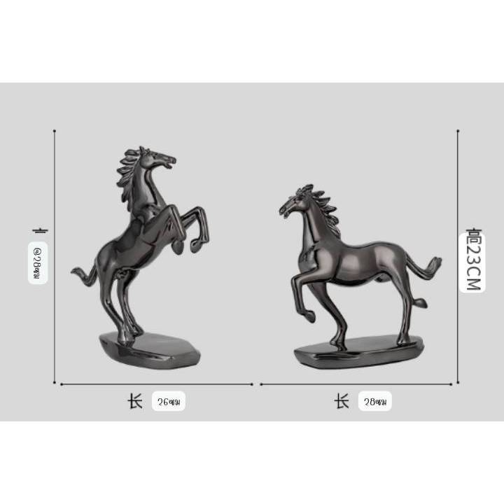 CT187B125 FAMITOSS โมเดลม้า โมเดลสีทองเหลือง ม้าสีเงิน