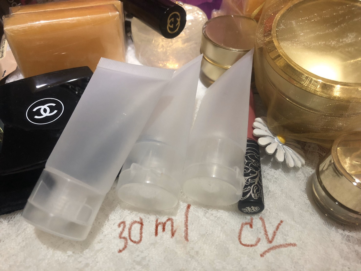 ขายส่ง ขายปลีก บรรจุภัณฑ์ หลอดเจล ครีม บีบขนาด 30 g ฝาเปิดปิด