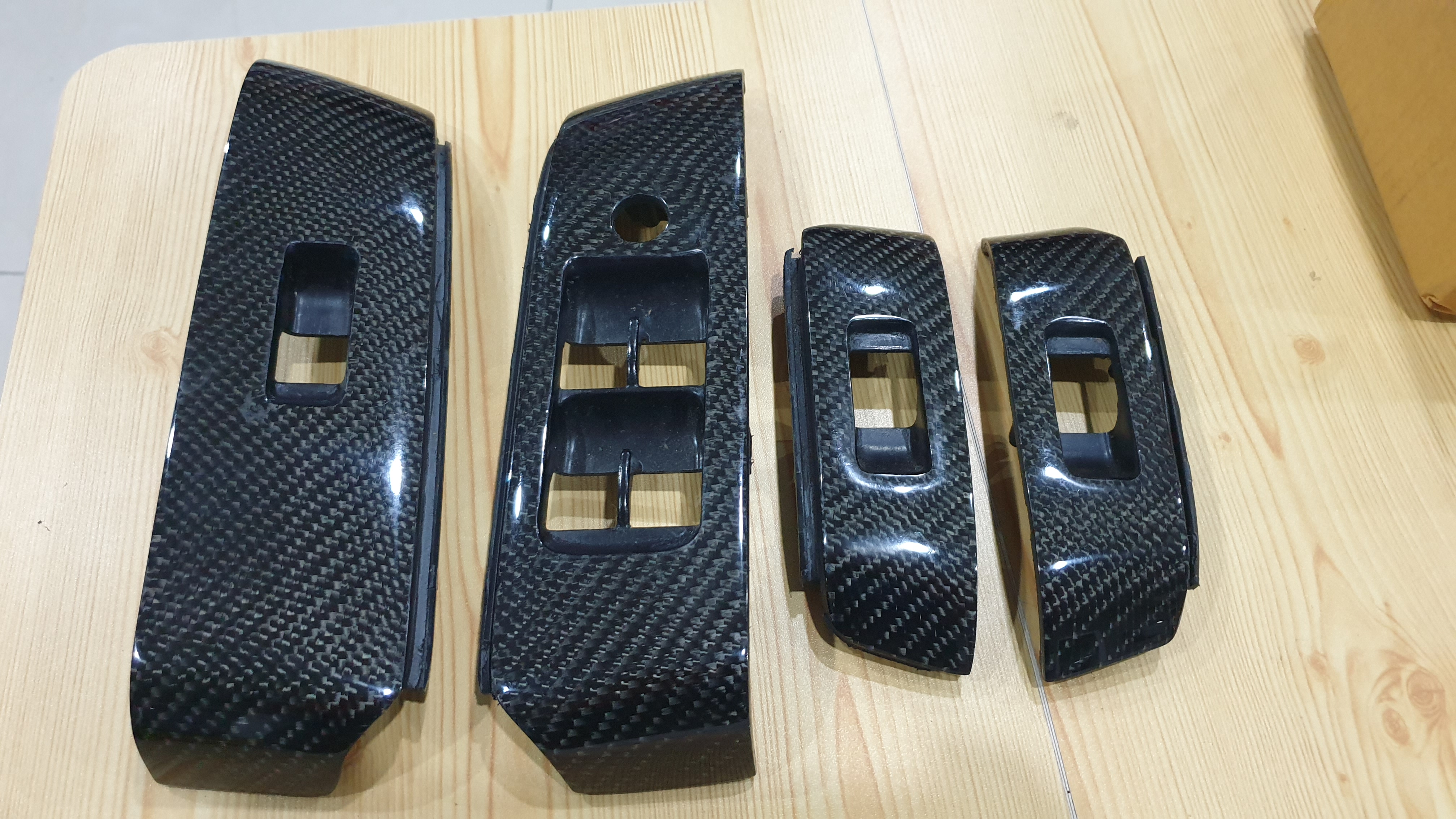 ครอบ Switch หุ้ม Kevlar แท้ (ราคา Clearance Sale)