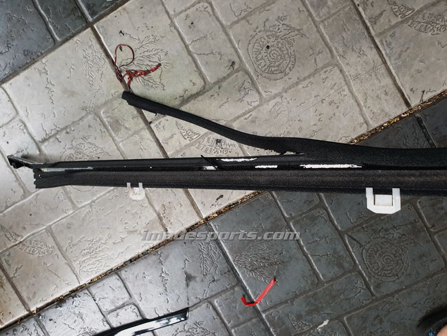 คิ้วรีดน้ำประตู CRV G3 2007-2012 (grade OEM)