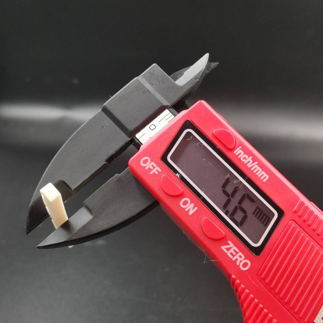 หย่องบน - นัทกระดูกกีตาร์เบส Nut Bone DJ-26A Bass 4 สาย(แบบโค้ง)