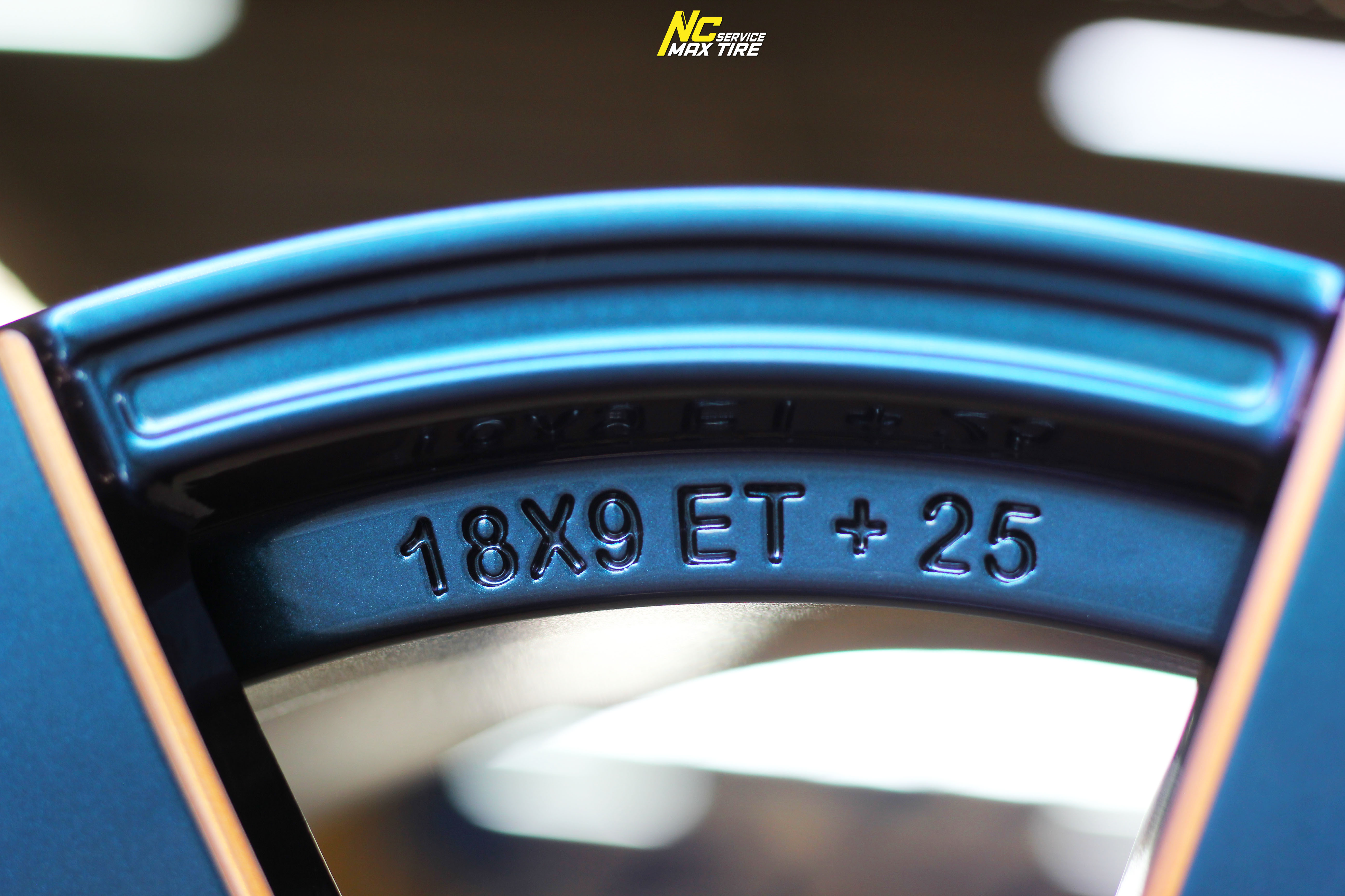 ล้อแม็กขอบ18 / Cosmis / FATTAH SPORT-VIP / 18x9.0 6H139.7 ET25 / ล้อแม็กสีน้ำเงินเฉดพาวเวอร์+ขอบดำ+CNCข้างก้าน+CNCตัวหนังสือ / Custom Color / PowerBlue / SUV / PPV / NC / ล้อแม็กสวยๆ