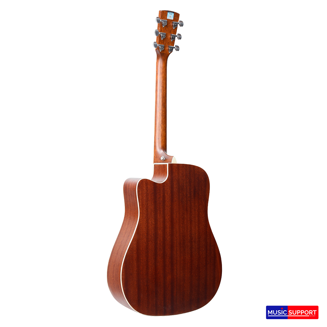 กีต้าร์โปร่ง Saga SF700C