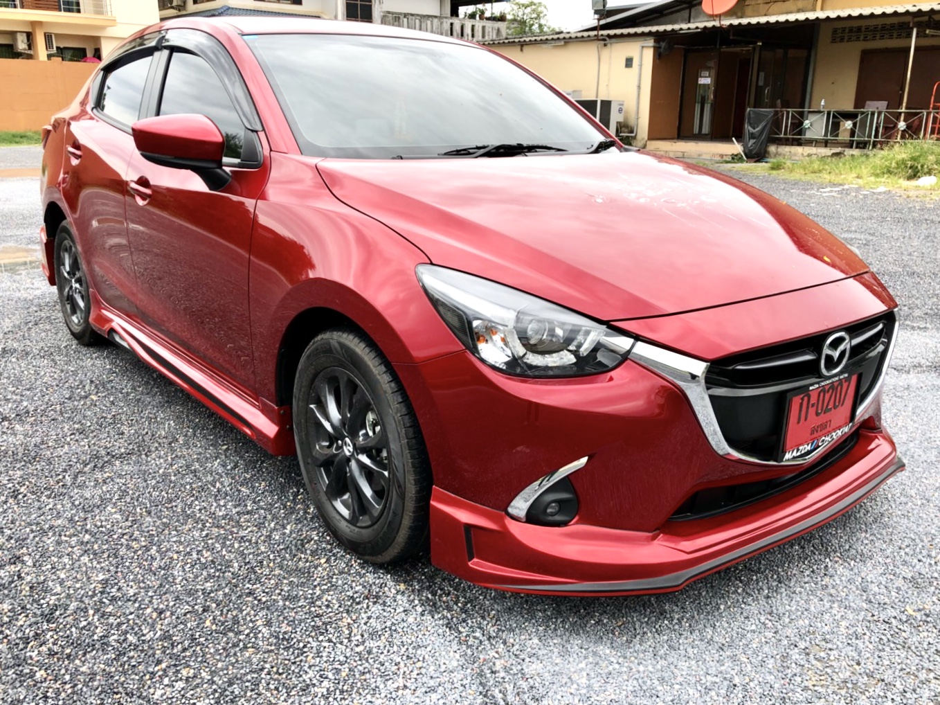 ชุดแต่ง Mazda2 2017 2018 2019 4ประตู STROM Plus, สเกิร์ตรอบคัน Mazda2 Skyactiv มาสด้า2 แต่งสวย