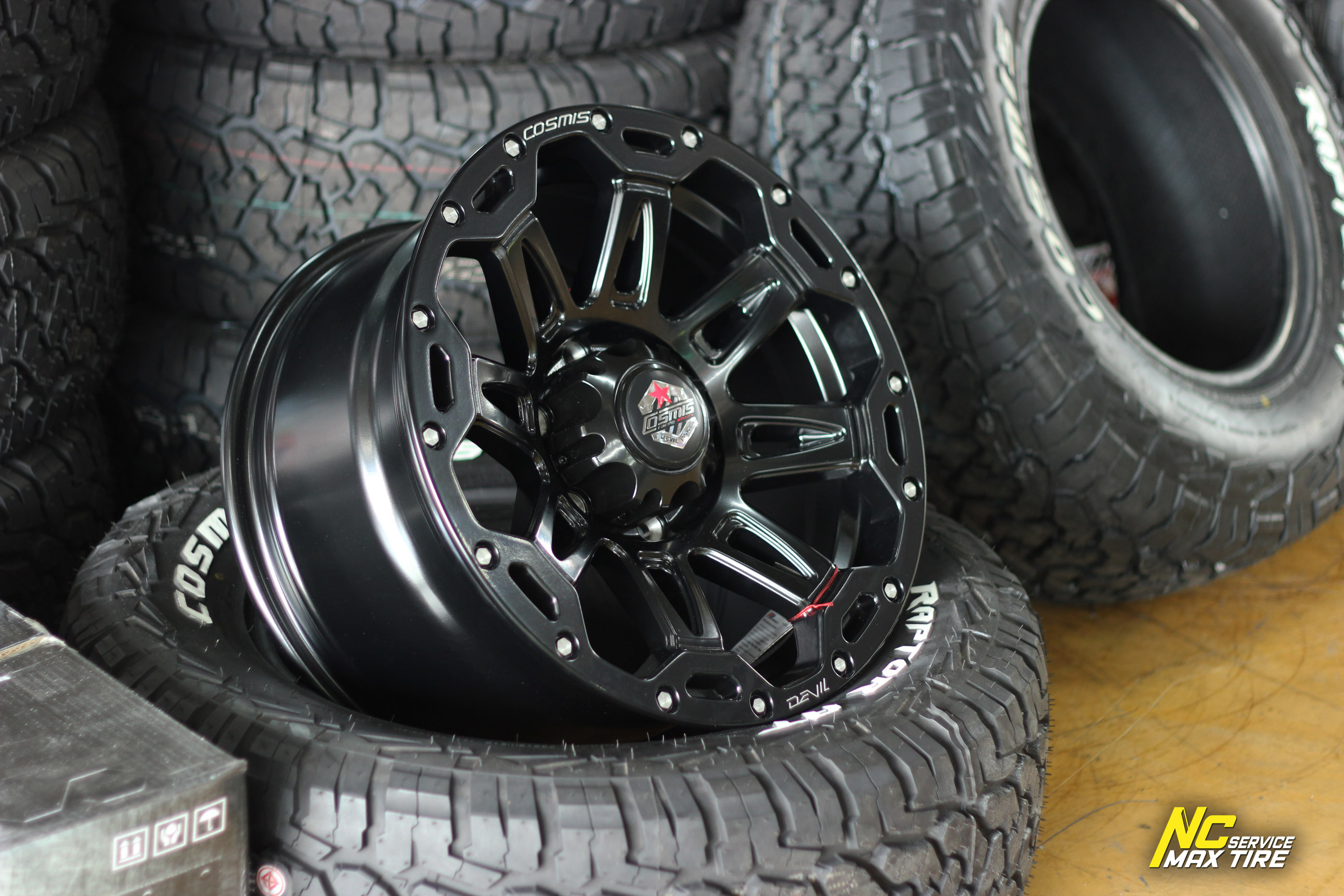 โปรไลฟ์สด ชุดออฟโรดขอบ17 / ล้อ+ยาง / ล้อแม็ก Cosmis Devil M-8I / ยาง Cosmis raptor AT 265/65R17