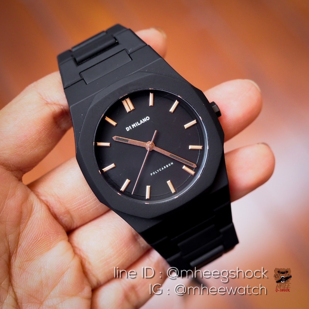 D1 Milano สี Jet Black Rose Gold