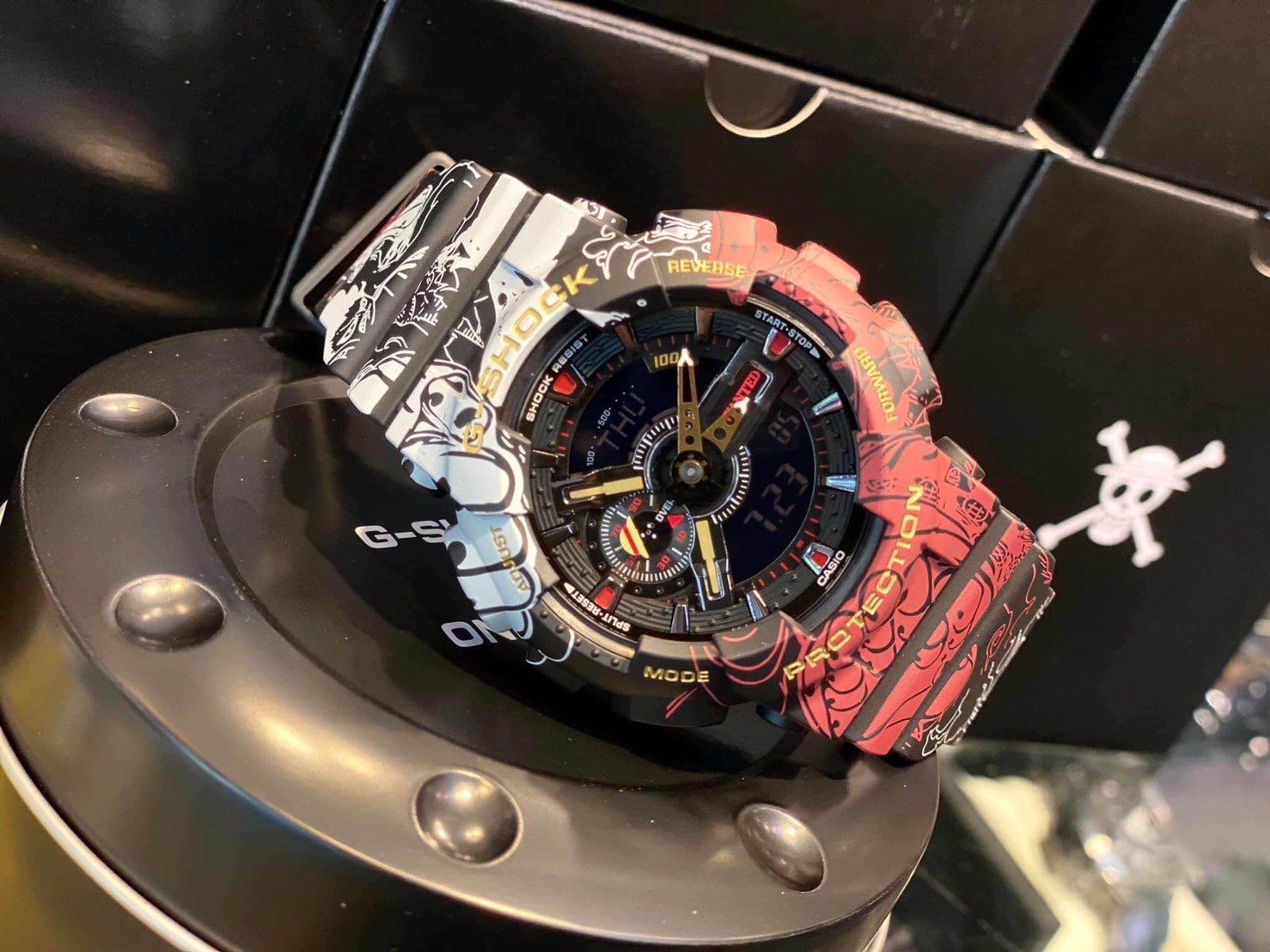 G-SHOCK limited ONE PIECE GA-110JOP-1A4JR