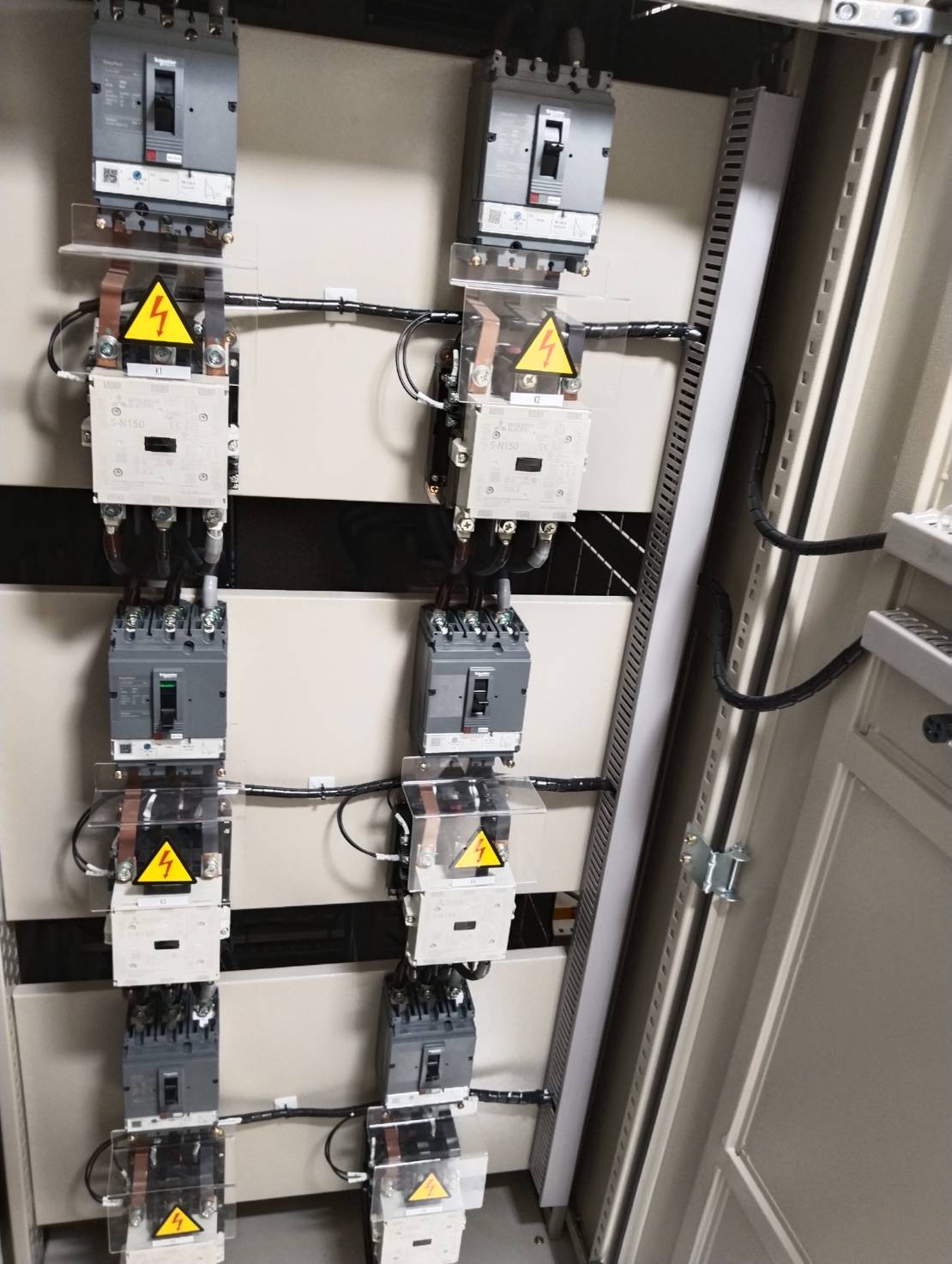 ผลงาน-การออกแบบ-และติดตั้ง-งานระบบไฟฟ้า