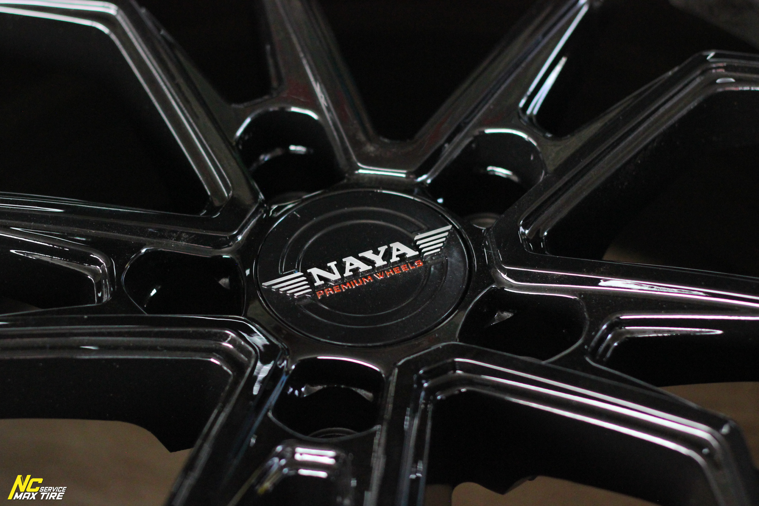 ล้อแม็กขอบ17 / Cosmis / NAYA / Alpha-3 / ล้อแม็กสีดำเงาทั้งวง / 17x7.0 5H112/114 ET40 / NC / PP / เก๋ง5รู