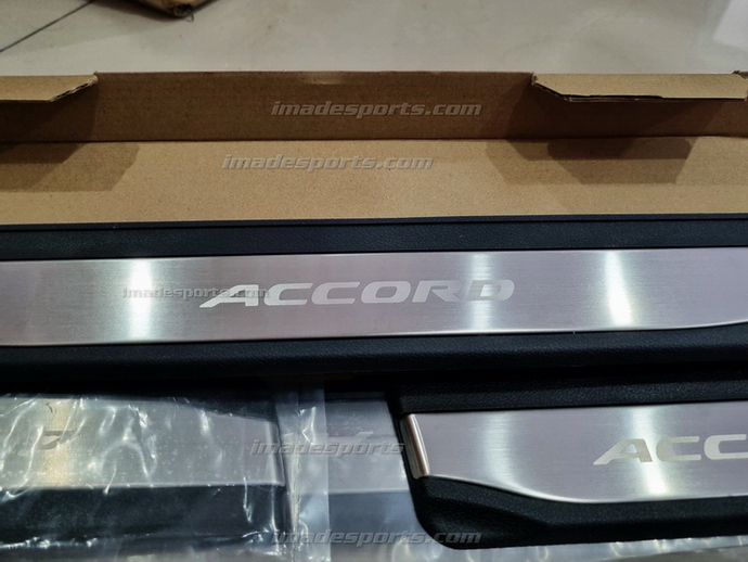 กาบบันได ACCORD G11 VIP (No LED)