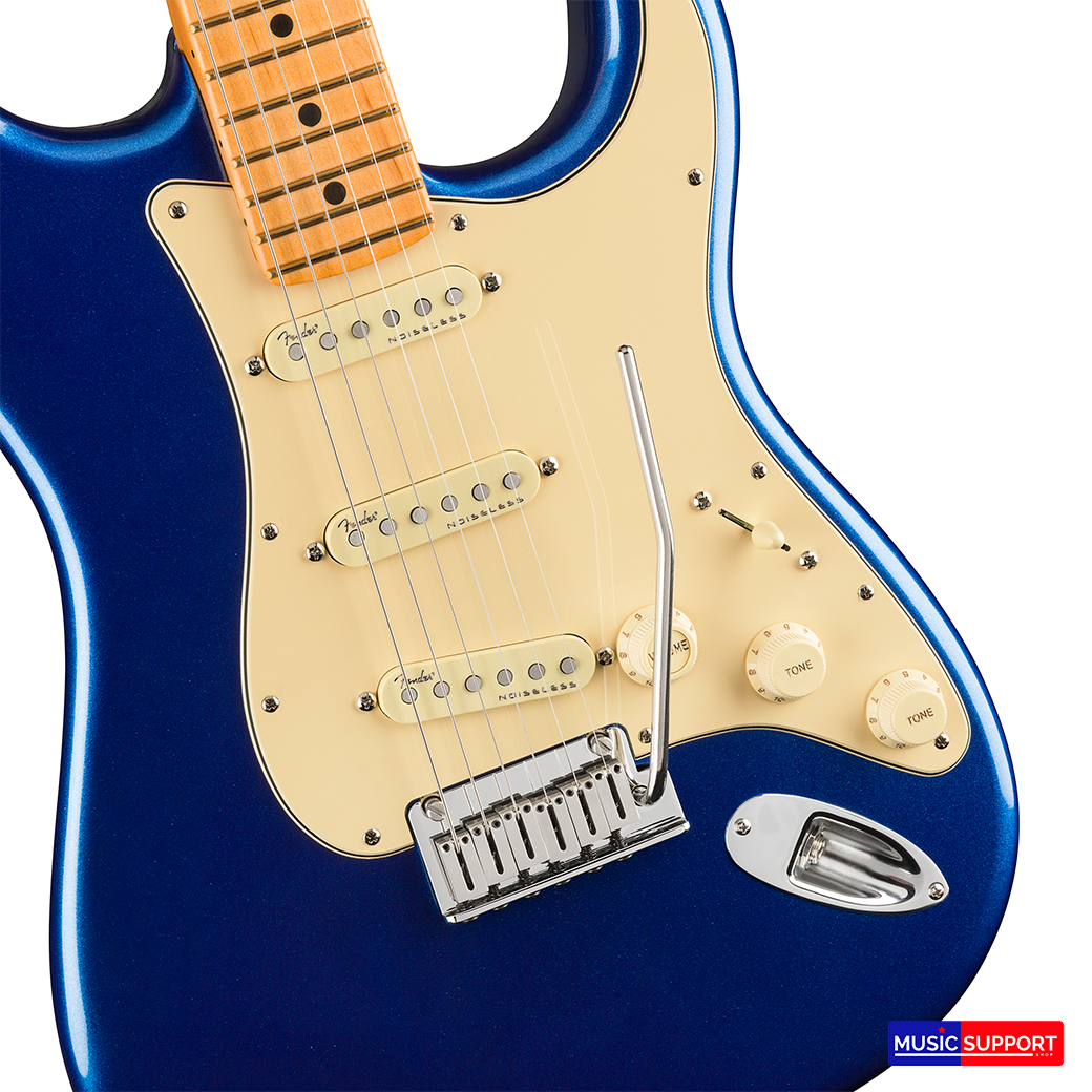 กีตาร์ไฟฟ้า Fender American Ultra Stratocaster MN
