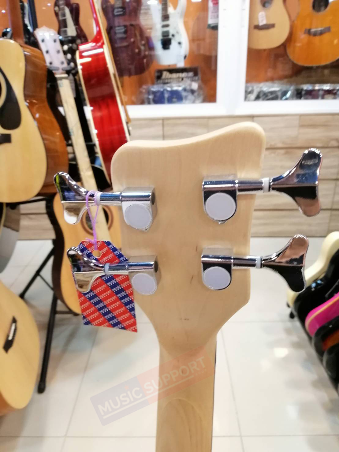 Kazuki เบสไฟฟ้า 4 สาย W Pro Series WP-24 สีไม้