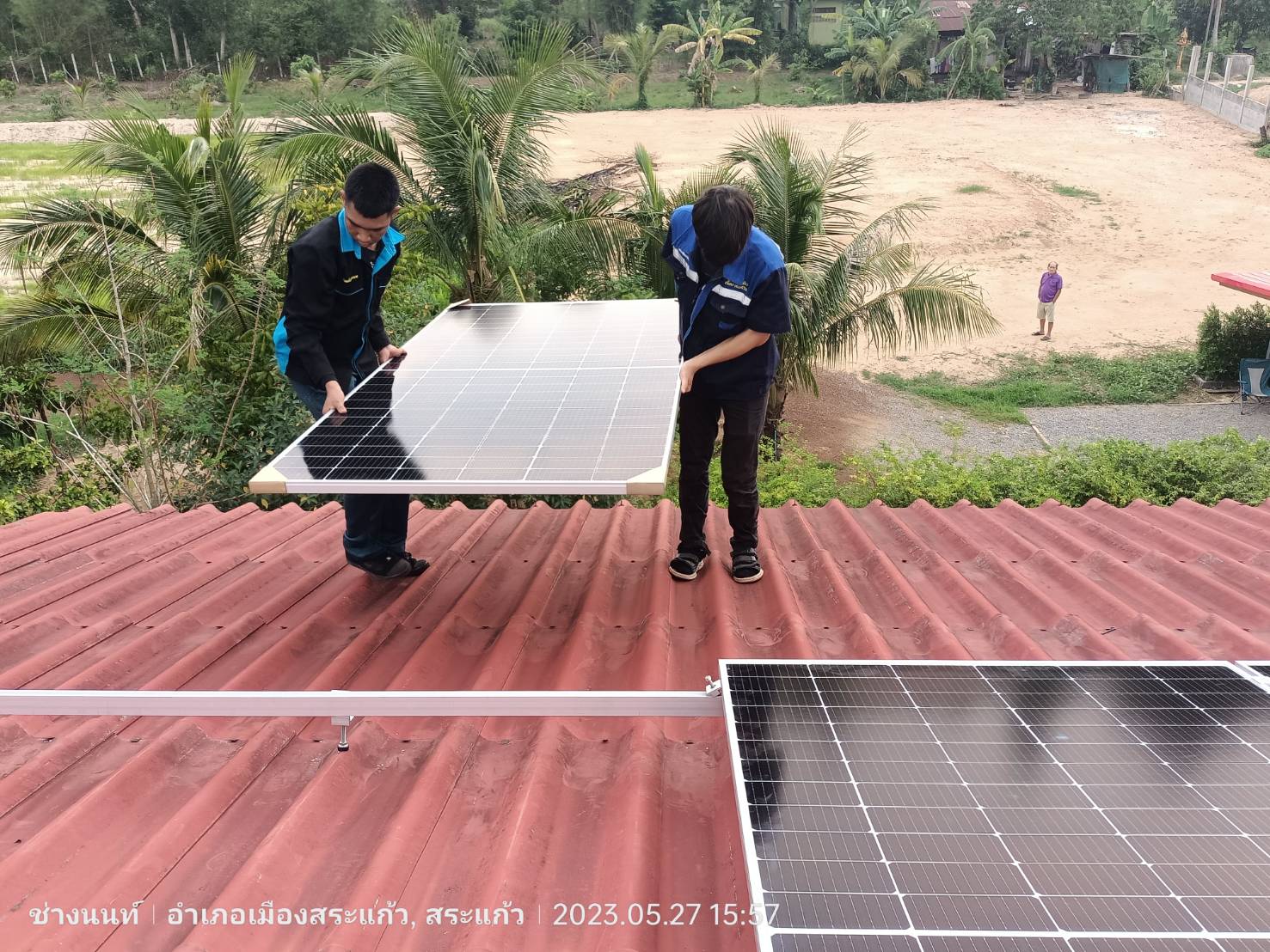 ผลงาน-ออกแบบ-ติดตั้งพร้อมขออนุญาตโซล่าเซลส์