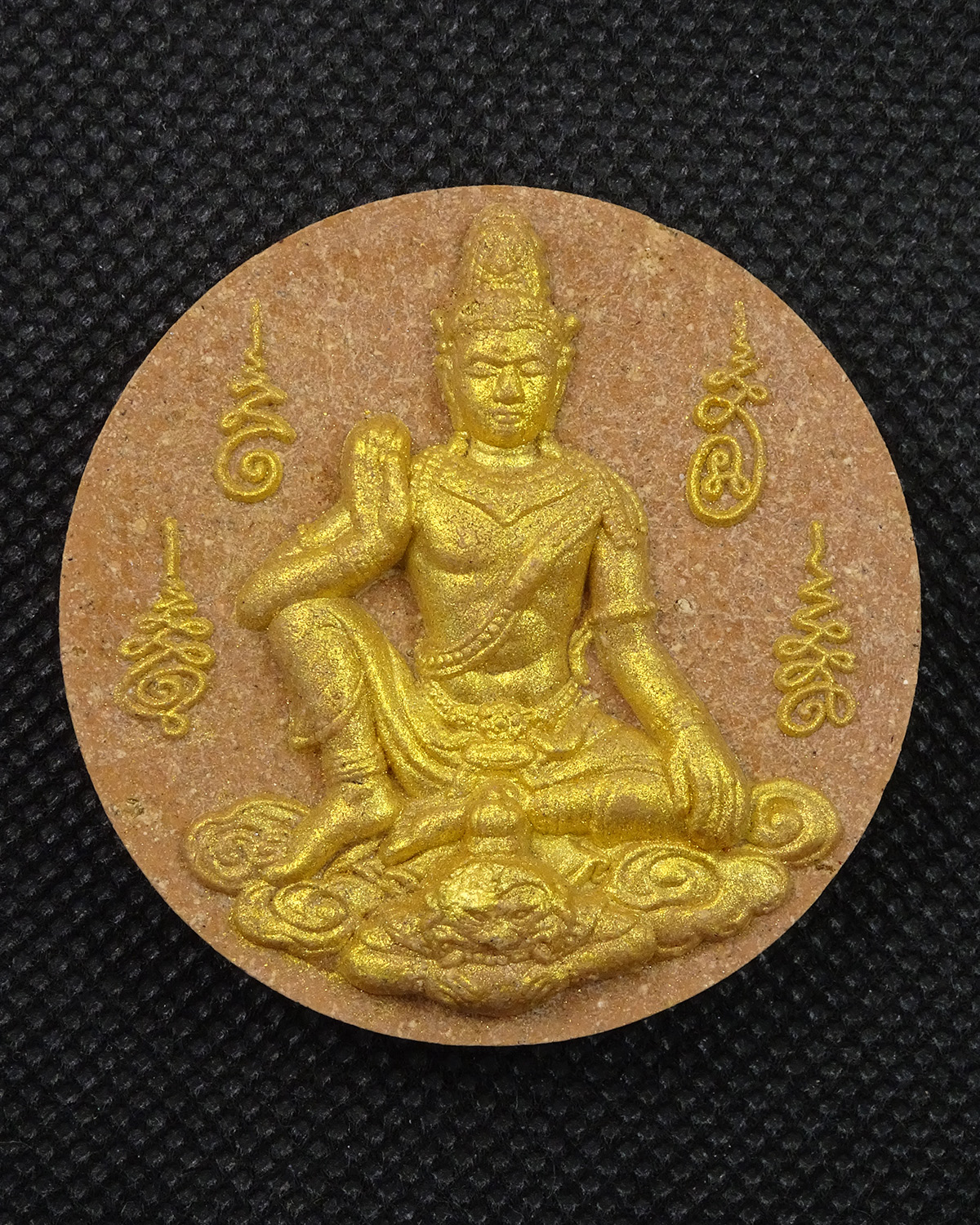 จตุคามรามเทพ รุ่น"อัญมณีเสริมดวง" อาจาย์มนัส วัดทุ่งจันดำ เนื้อน้ำตาล