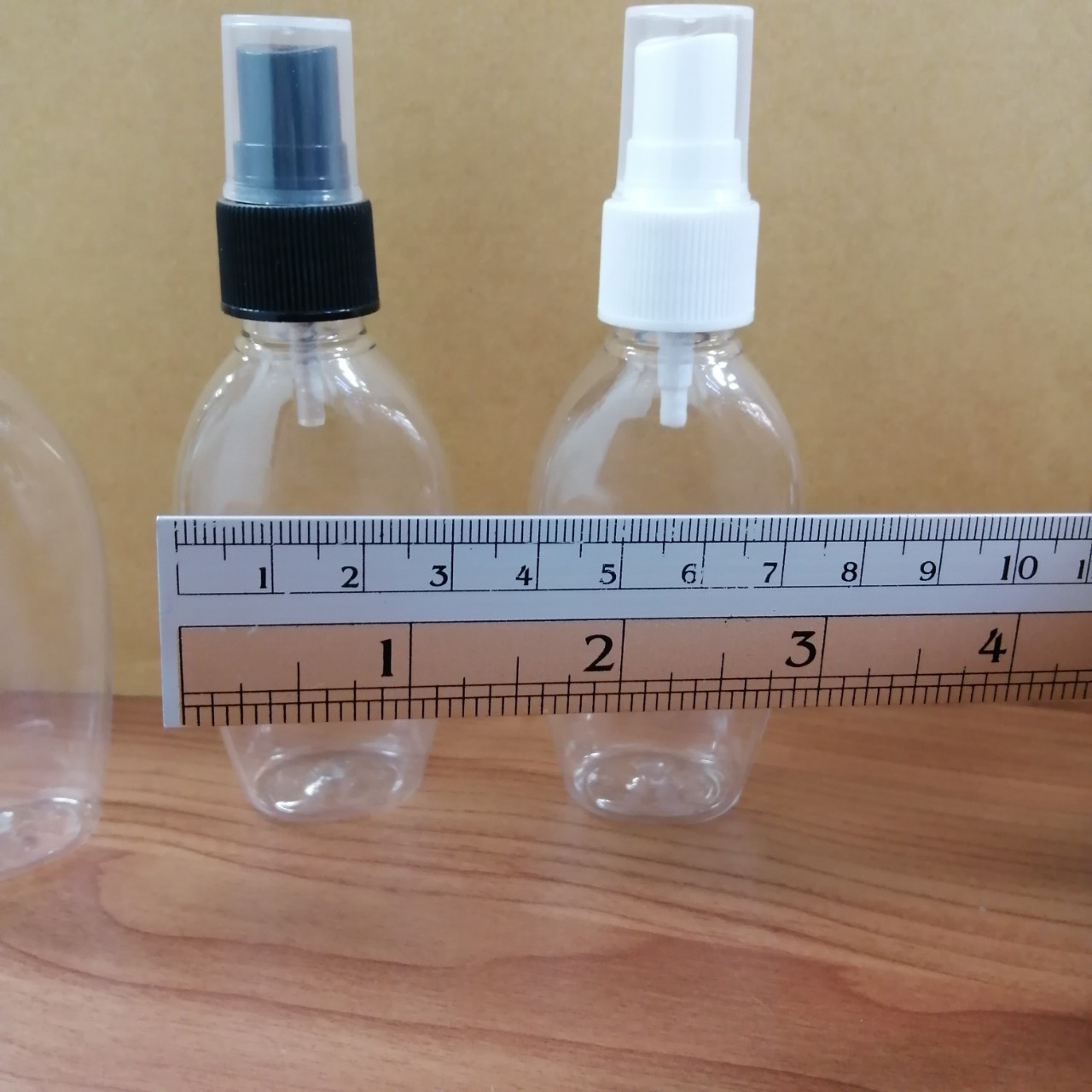 ขวดพลาสติก ขนาด50ml พร้อมหัวสเปรย์ มีหัวให้เลือกถึง3สี ของพร้อมส่งจำนวนมาก