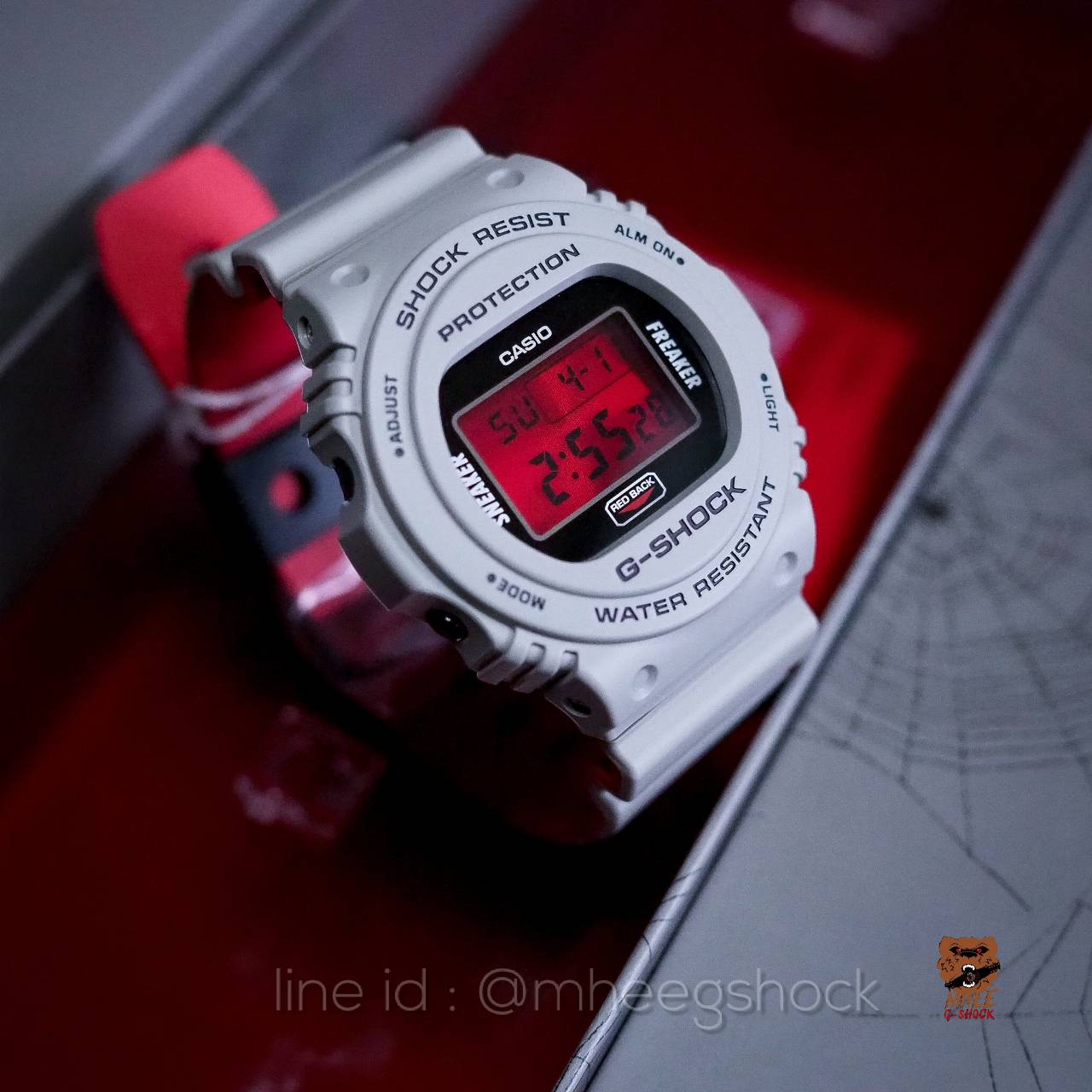 นาฬิกา Casio G-Shock × Sneaker Freaker DW-5700SF-1 35th Anniverary Collaboration Limited ของแท้ รับประกัน 1 ปี