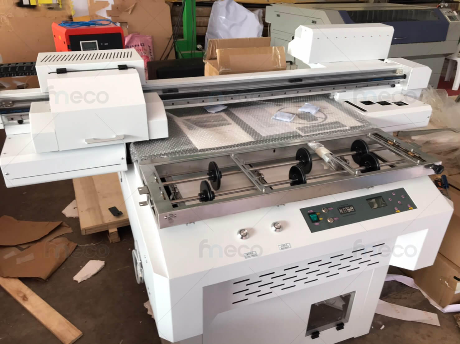 เครื่องพิมพ์ UV Flatbed 9060 inkjet printer พิมพ์หัตถกรรม ทรงกระบอก แก้ว แผ่นป้ายชื่อบูติก ของเล่น วัสดุตกแต่ง