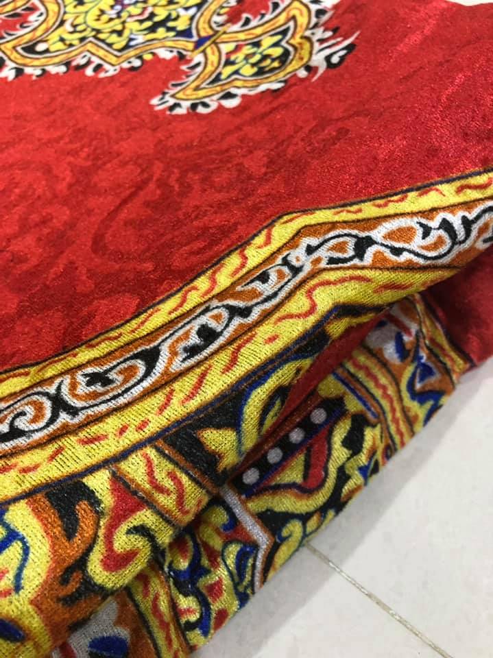 พรมผ้า พรมปูพื้น พรมแต่งบ้าน ลายหลุยส์แบบบาง เนื้อกำมะหยี่ ขนาดกว้าง 150 ซม.× ยาว 210 ซม