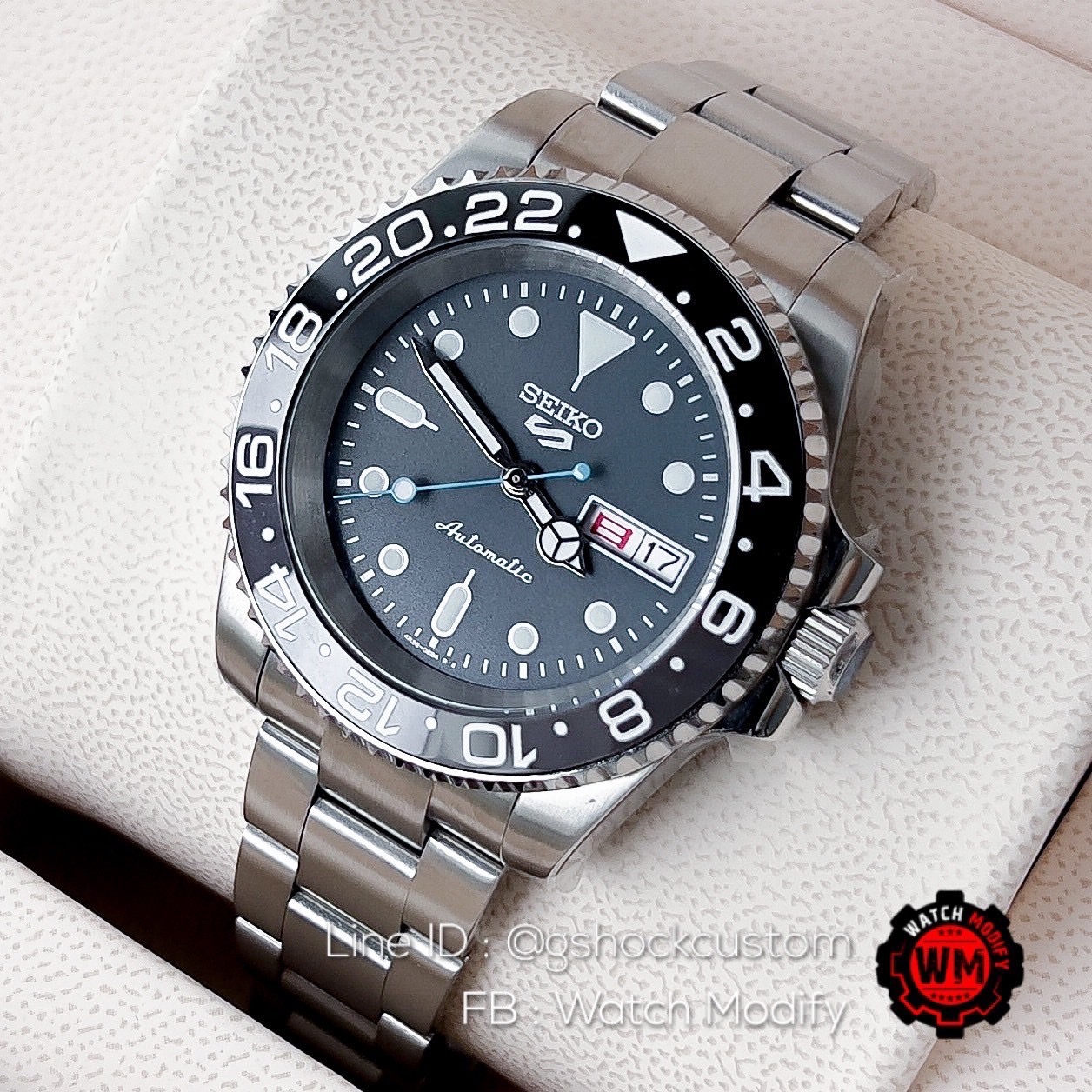 SeikoMod 5Sport Grey Dial GMT Style Oyster Strap From SRPG81K1