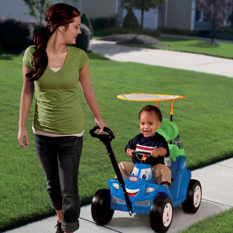 Little Tikes Deluxe 2-in-1 Cozy Roadster