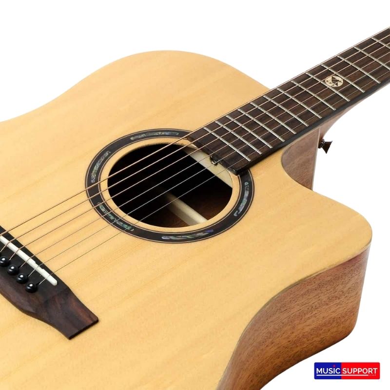 Kazuki โปร่ง 41" Top Solid รุ่น AKZ-SOUL-D41C คอเว้า +กระเป๋า