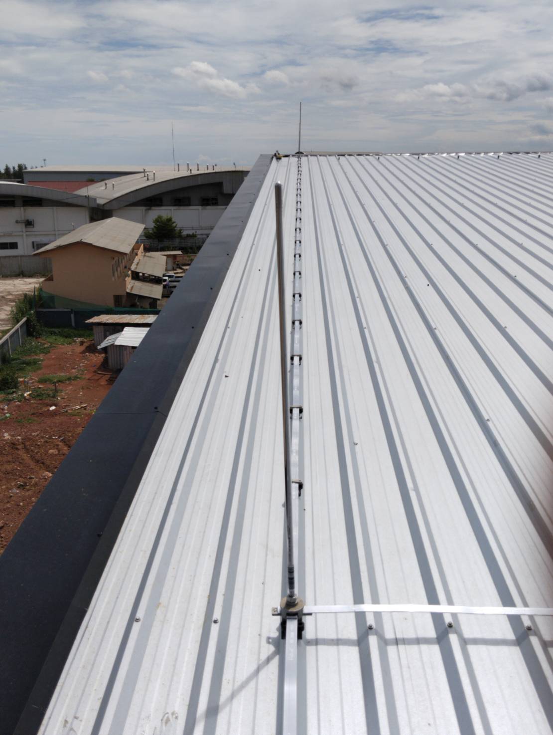 สำรวจ ออกแบบ ประเมินราคา และติดตั้ง ระบบไฟฟ้าแรงสูง แรงต่ำ โดยวิศวกรไฟฟ้า