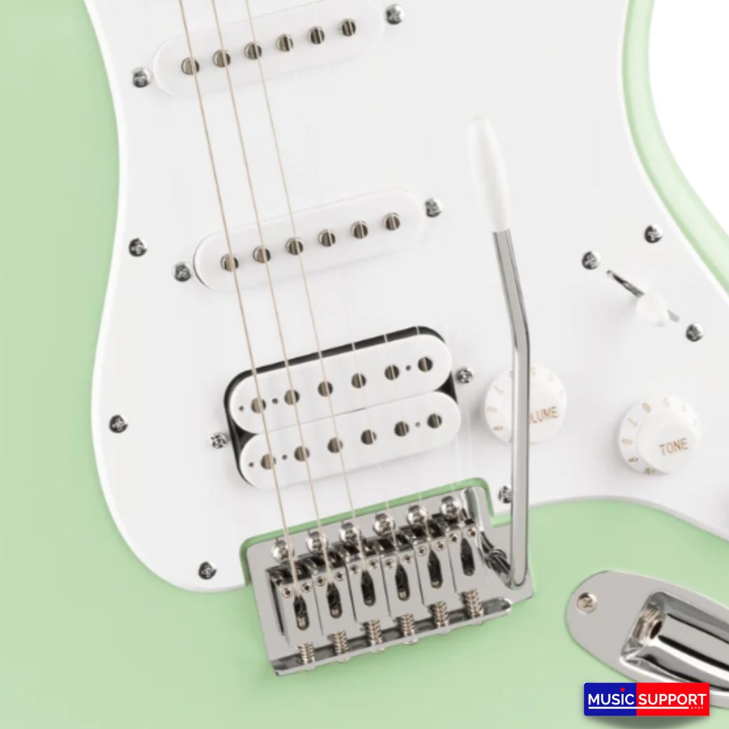 Squier FSR Sonic Stratocaster HSS / กีต้าร์ไฟฟ้า