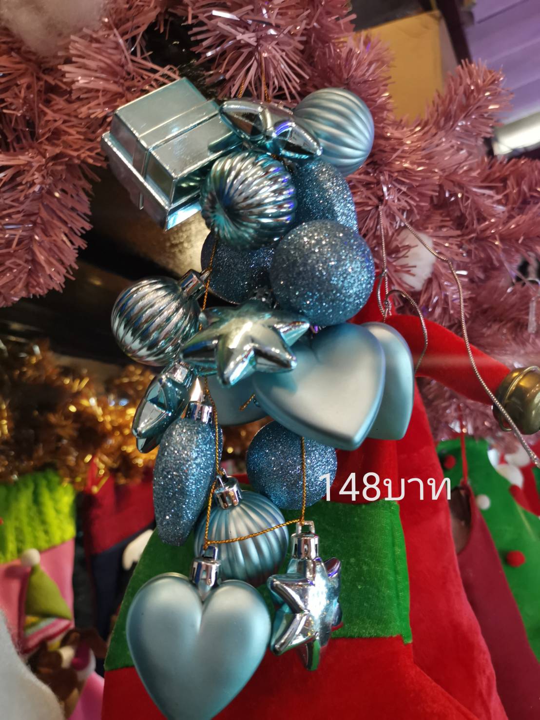 ลูกบอลคริสต์มาสสีฟ้า