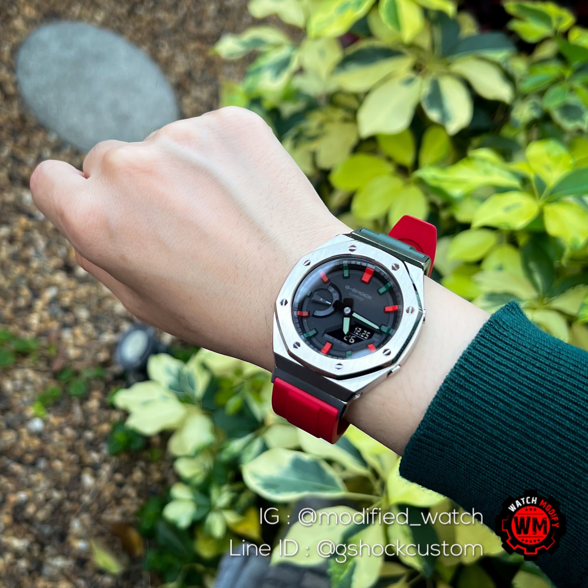 G-Shock Silver Christmas Casioak Royal Red & Green Theme