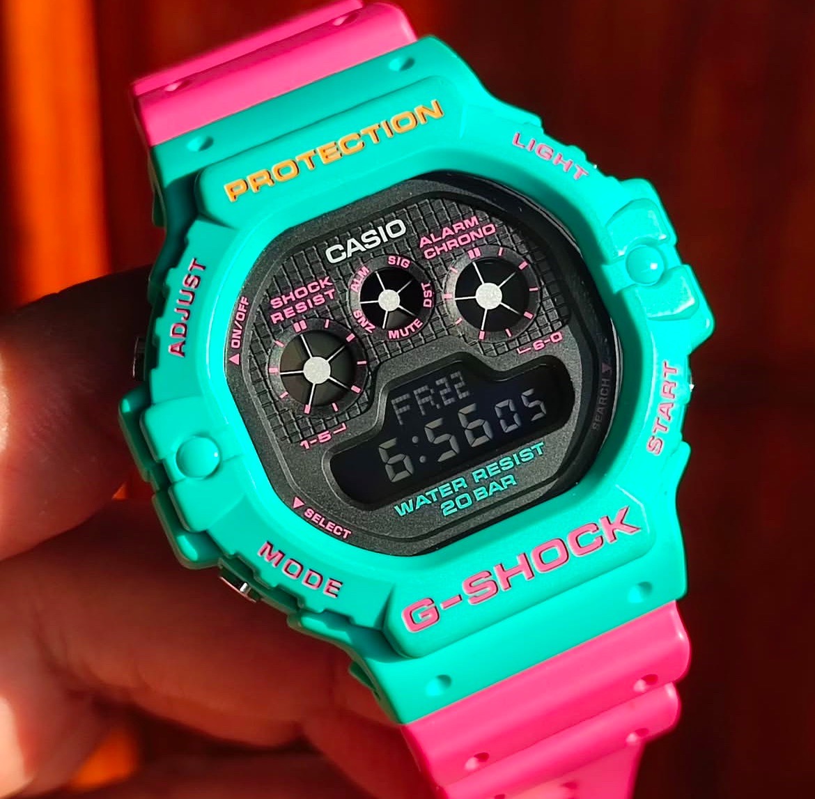 G-Shock สีพิเศษ Special Edition รุ่น DW-5900DN