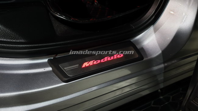 กาบบันได MODULO Red LED แท้