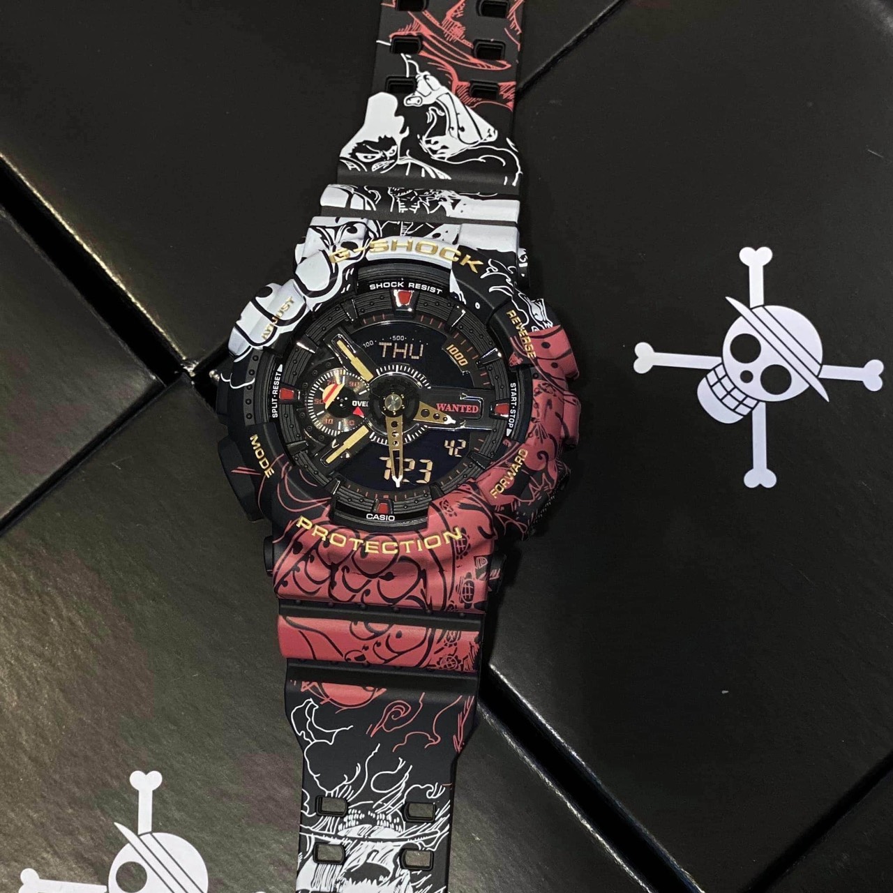 G-SHOCK limited ONE PIECE GA-110JOP-1A4JR