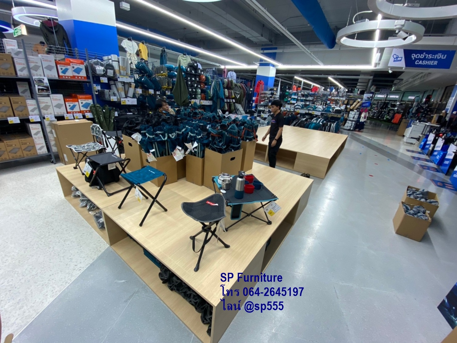 ชั้นโชว์สินค้า (Decathlon สาขา โคราช)