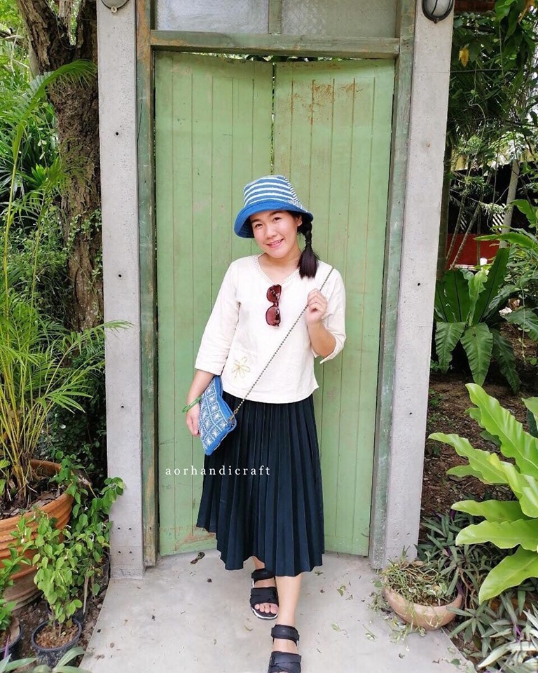 ลูกค้ารีวิว l กระเป๋าสะพายลายปักมือ