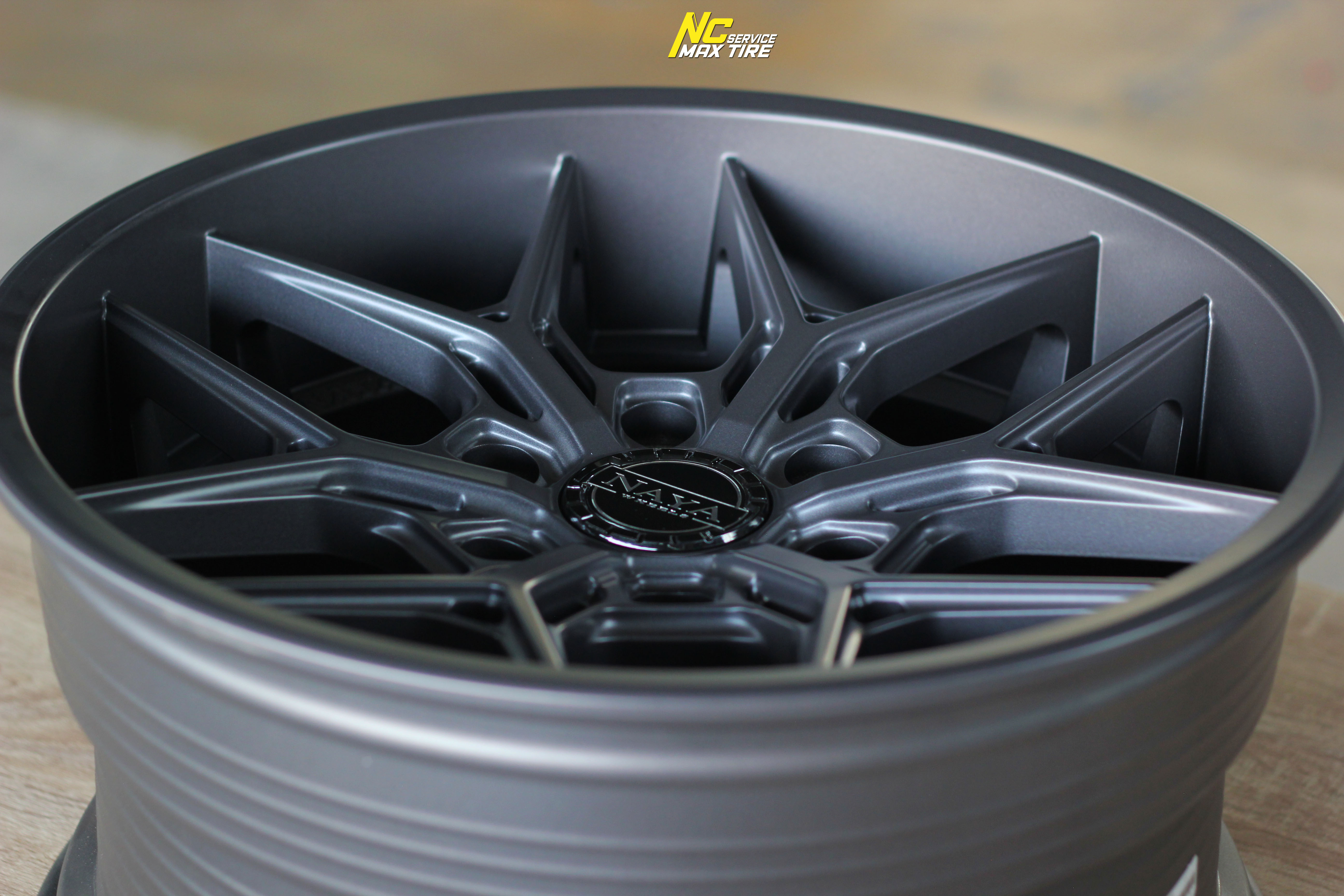 ล้อแม็กขอบ18 / NAYA / Alpha / T6 / 18×9.5 6H139.7 ET28 / ล้อแม็กสีกัลเทาเข้มทั้งวง / ล้อแม็กสำหรับรถกระบะ / SUV / PPV / ล้อแม็กสวยๆ / NC