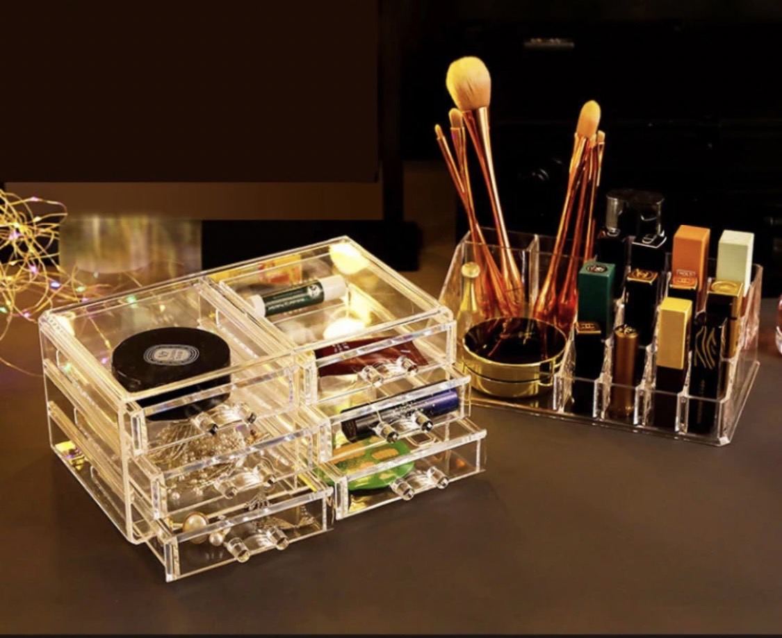 C0303 Premium Acrylic Box