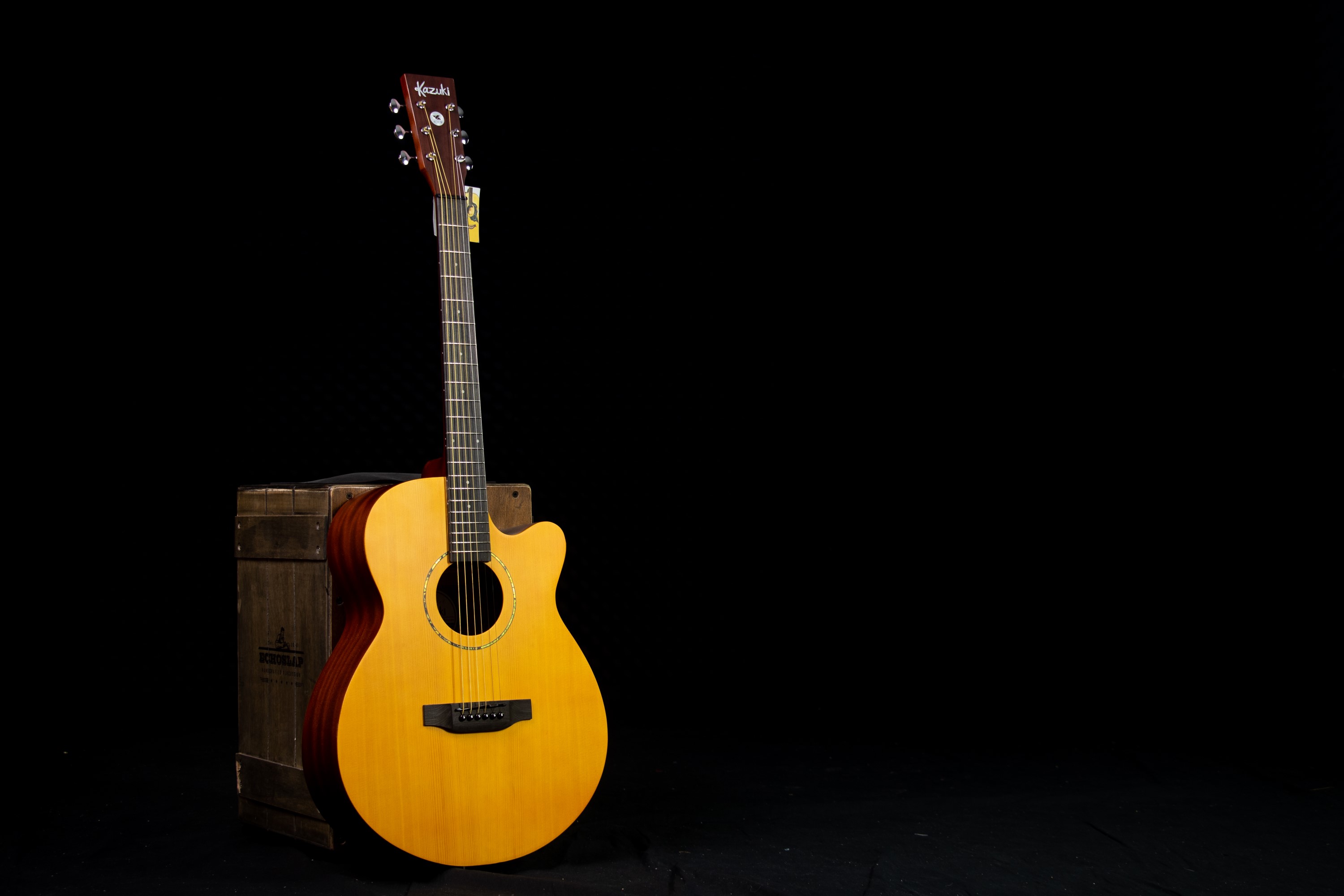 Kazuki โปร่ง 40นิ้ว Mars Series รุ่น GA1 คอเว้า Vintage Natural AKZ-GA1(VN)