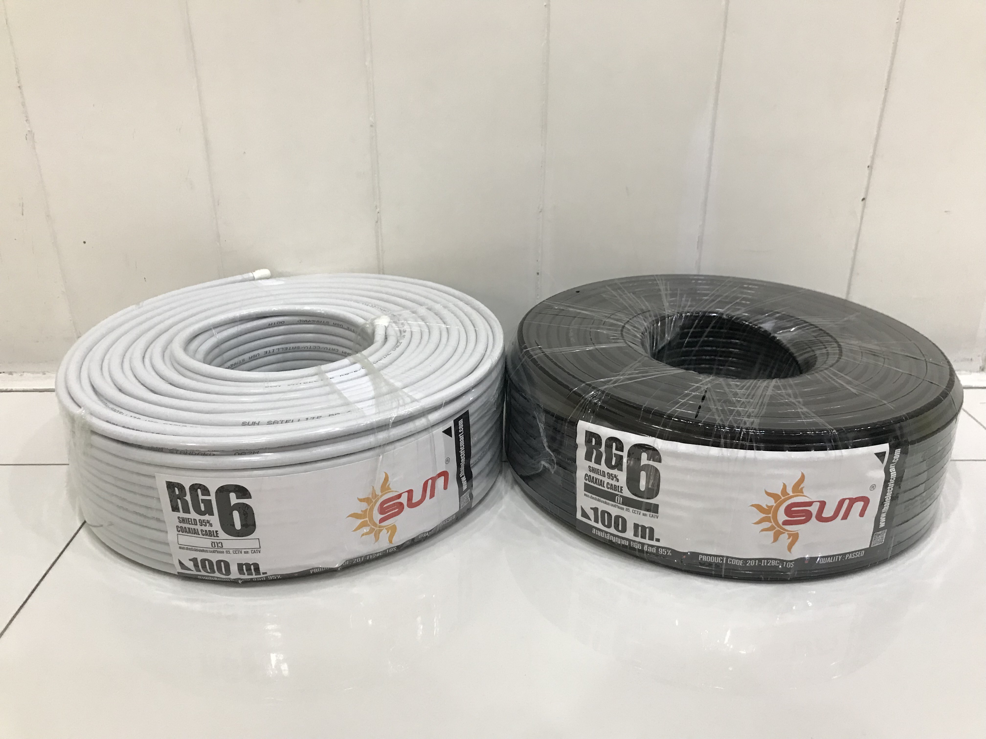สาย RG6 /ชิลด์ 95% สีดำ ลวดชุบทองแดง ยาว 100 เมตร SUN (รุ่นใหม่แบบขด)