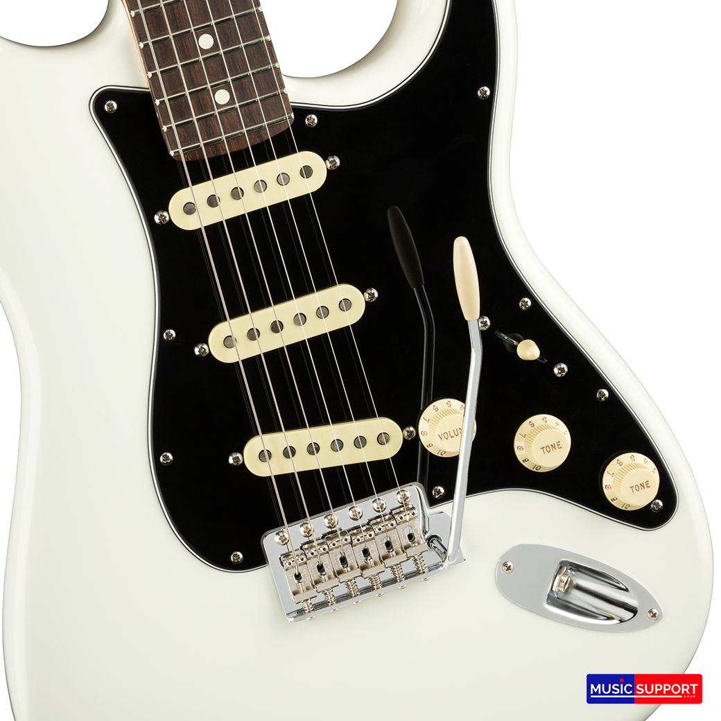 กีตาร์ไฟฟ้า Fender American Performer Stratocaster RW