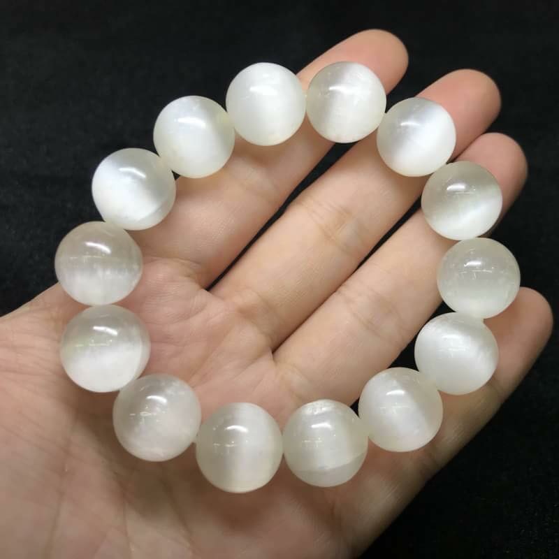 เซเลไนต์ (Selenite) เกรดพรีเมี่ยม ขนาด 14 mm
