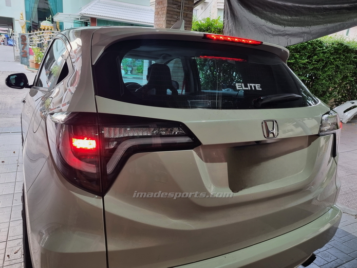 โคมไฟท้าย HRV S-Black Edition STYLE (White)