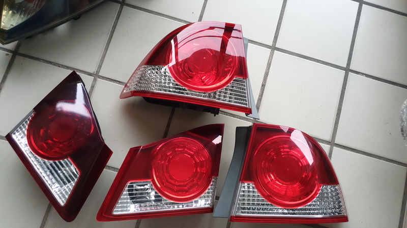 โคมไฟท้าย Civic FD 4 ชิ้น 2008-2009