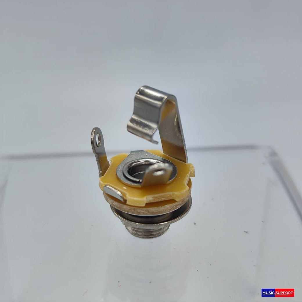 แจ๊คตัวเมีย Soundking CC216