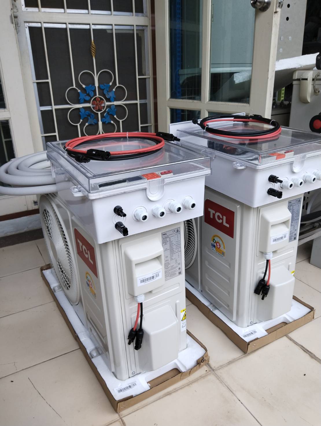 แอร์โซล่าเซลส์ 18000 ฺBTU + กล่อง Vdc link inverter + แผง 625 w 5 แผง + พร้อมติดตั้ง