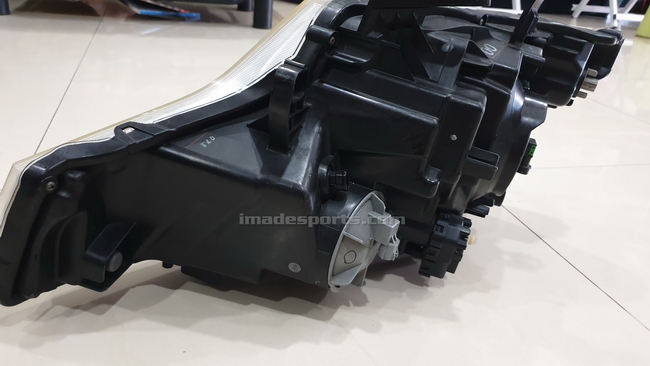 โคมไฟหน้า Honda STEP WGN SPADA