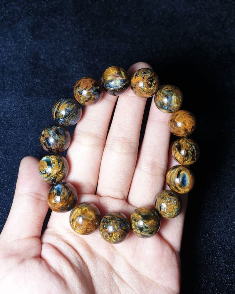 ปีเตอร์ไซต์ ( Pietersite) 14 mmวงละ 2600.- บาท