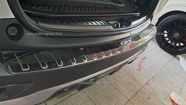 กาบฝาท้ายกันชน ด้านนอกและกันรอยด้านใน 2017-2021