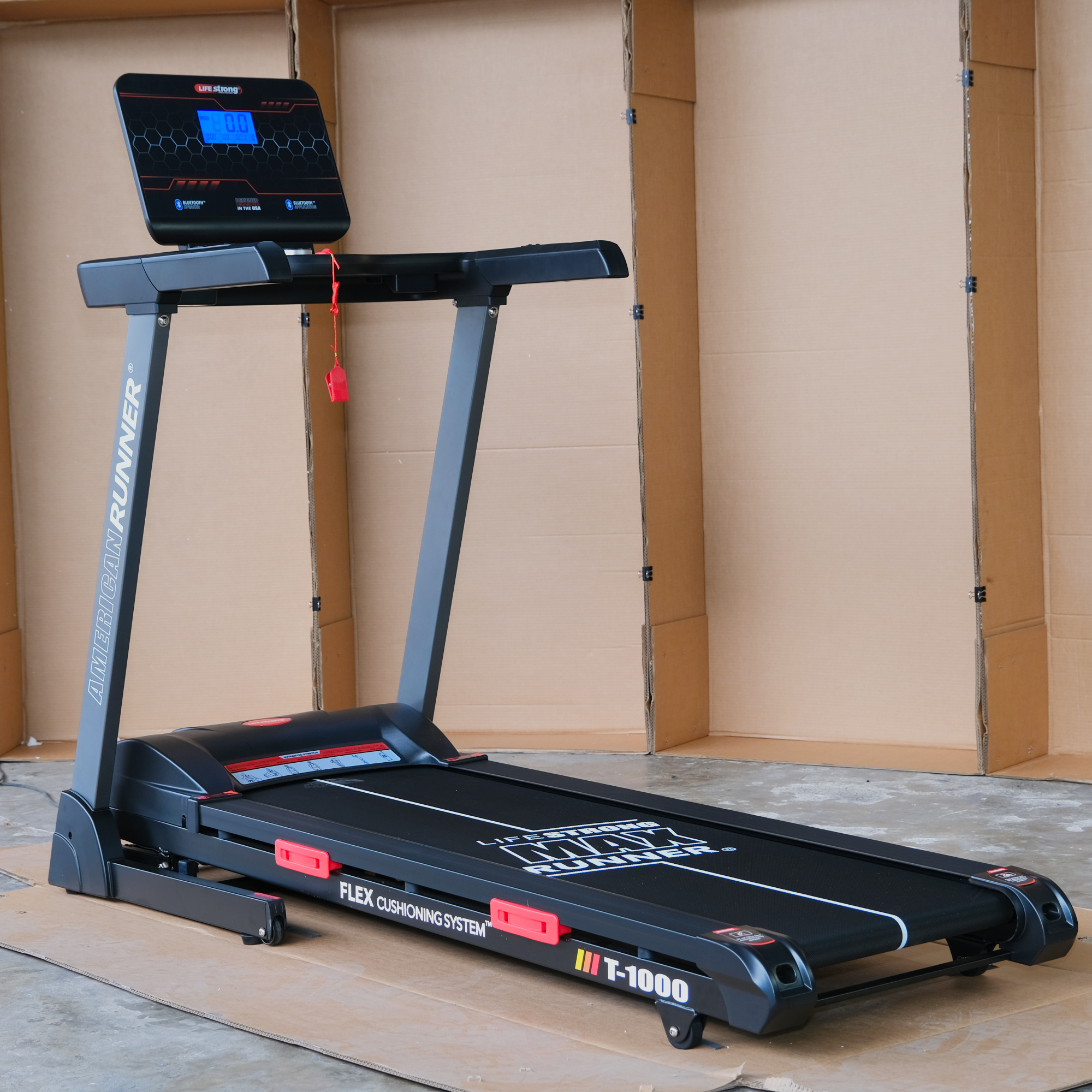 ลู่วิ่งไฟฟ้า LIFE STRONG รุ่น T1000