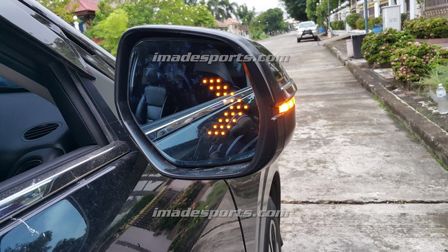 กระจกตัดแสงมุมกว้าง พร้อมไฟเลี้ยว LED HRV
