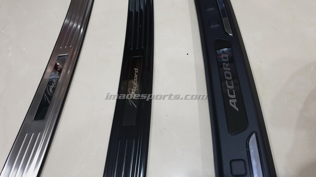 กาบฝาท้ายกันชน ด้านนอก Accord G10